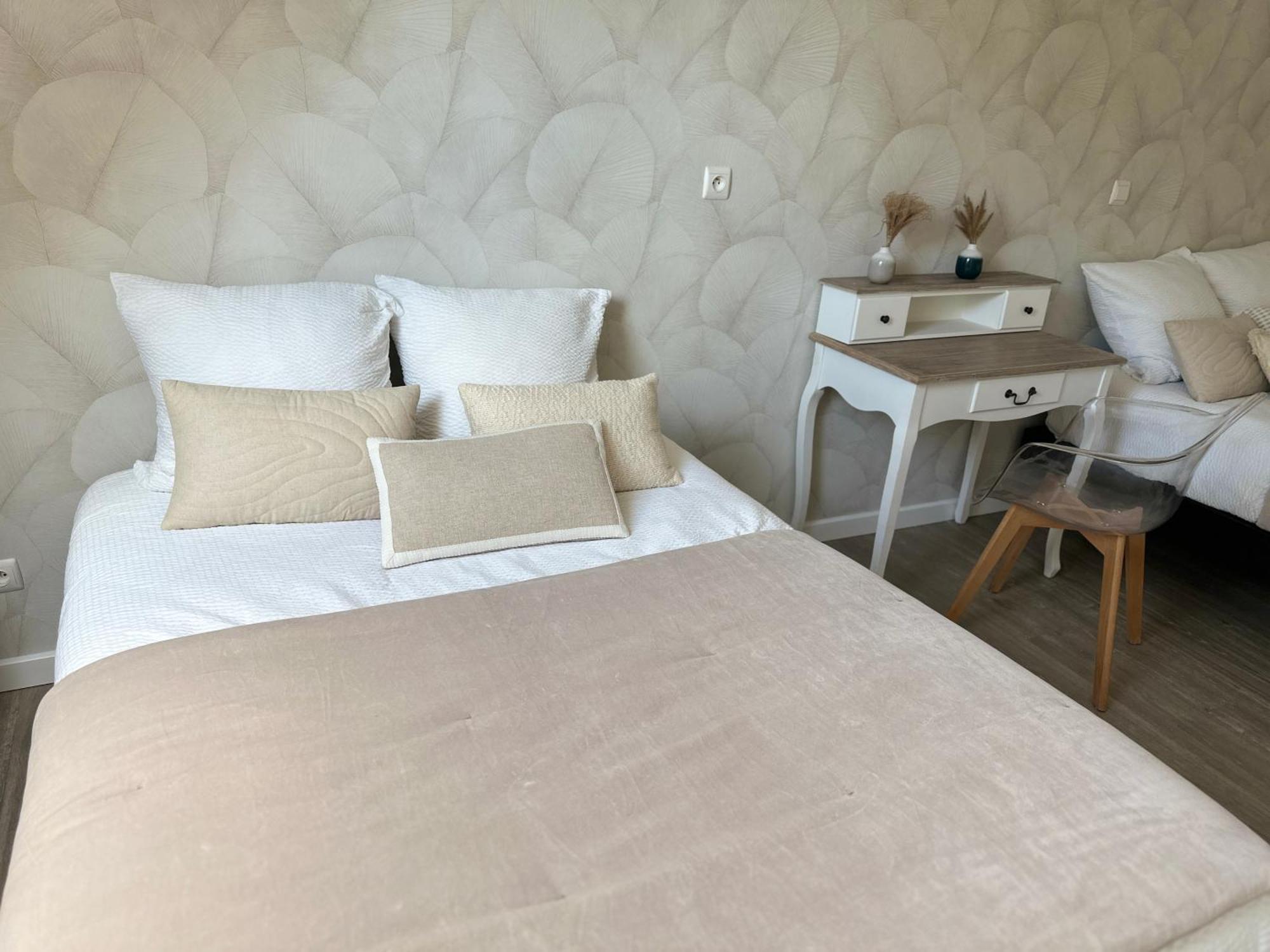 Les Gites De Josephine Proche Chambord Courbouzon  Ngoại thất bức ảnh